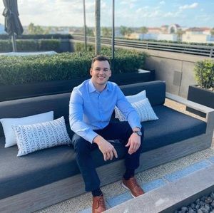 Meet your Posher, Austin